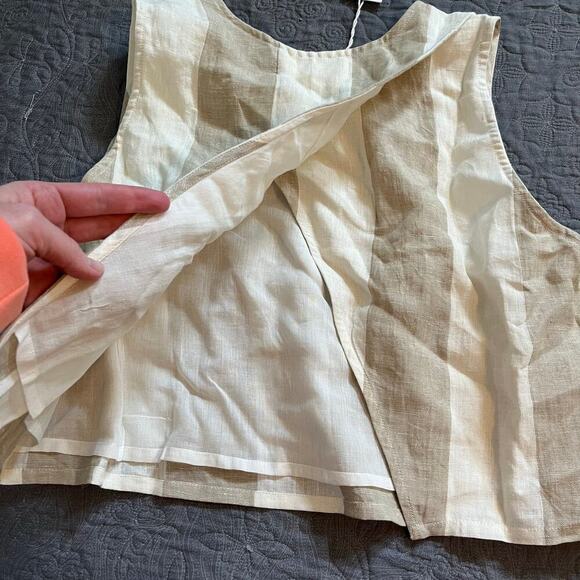 Striped Linen Crop Top - Picture 9 of 11